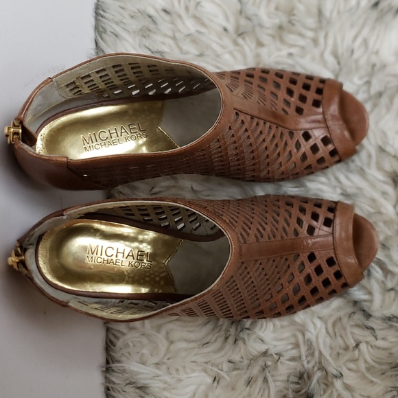 MICHAEL KORS Cut-out Sandal Heels Woman's - Picture 3 of 11